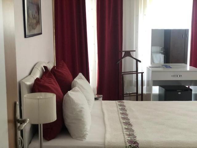 Cunda Asiyan Otel Айвалык Экстерьер фото