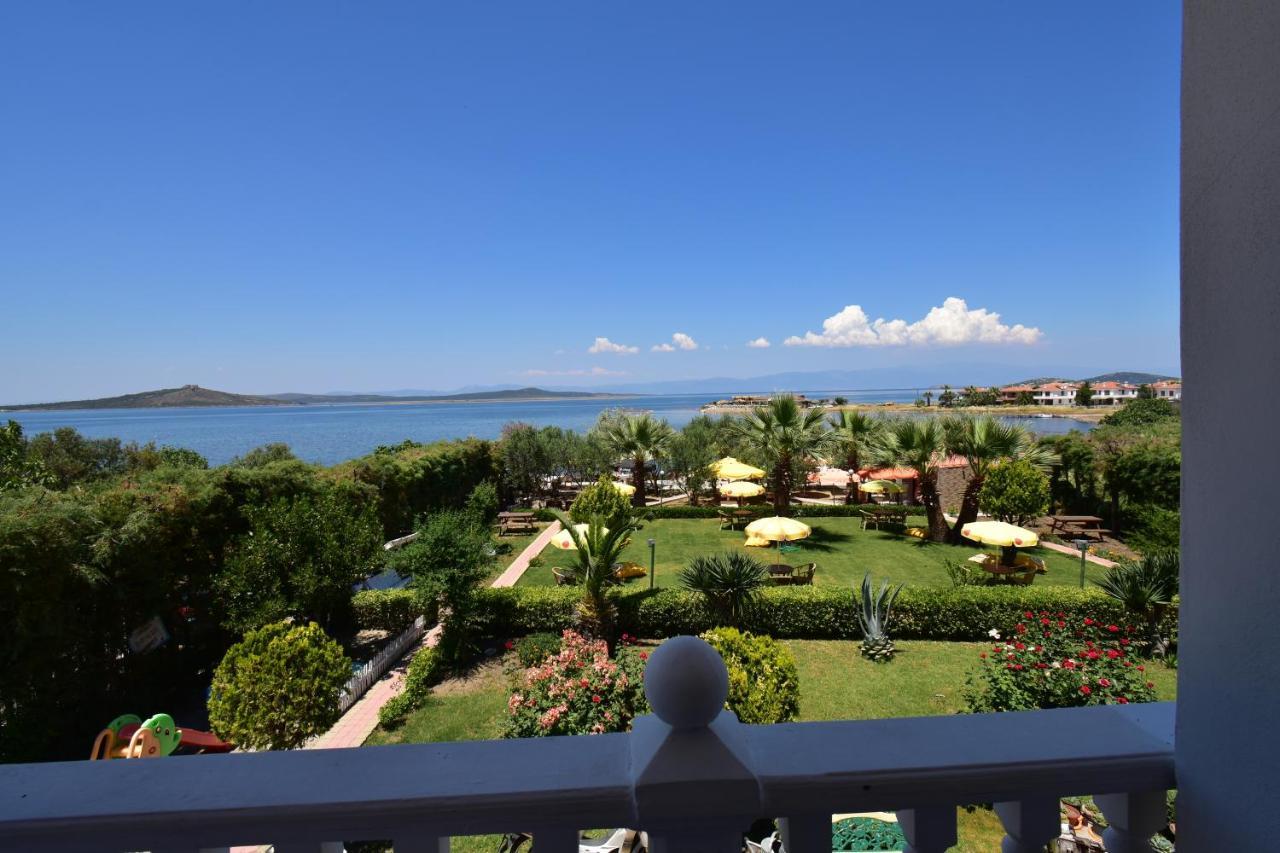 Cunda Asiyan Otel Айвалык Экстерьер фото