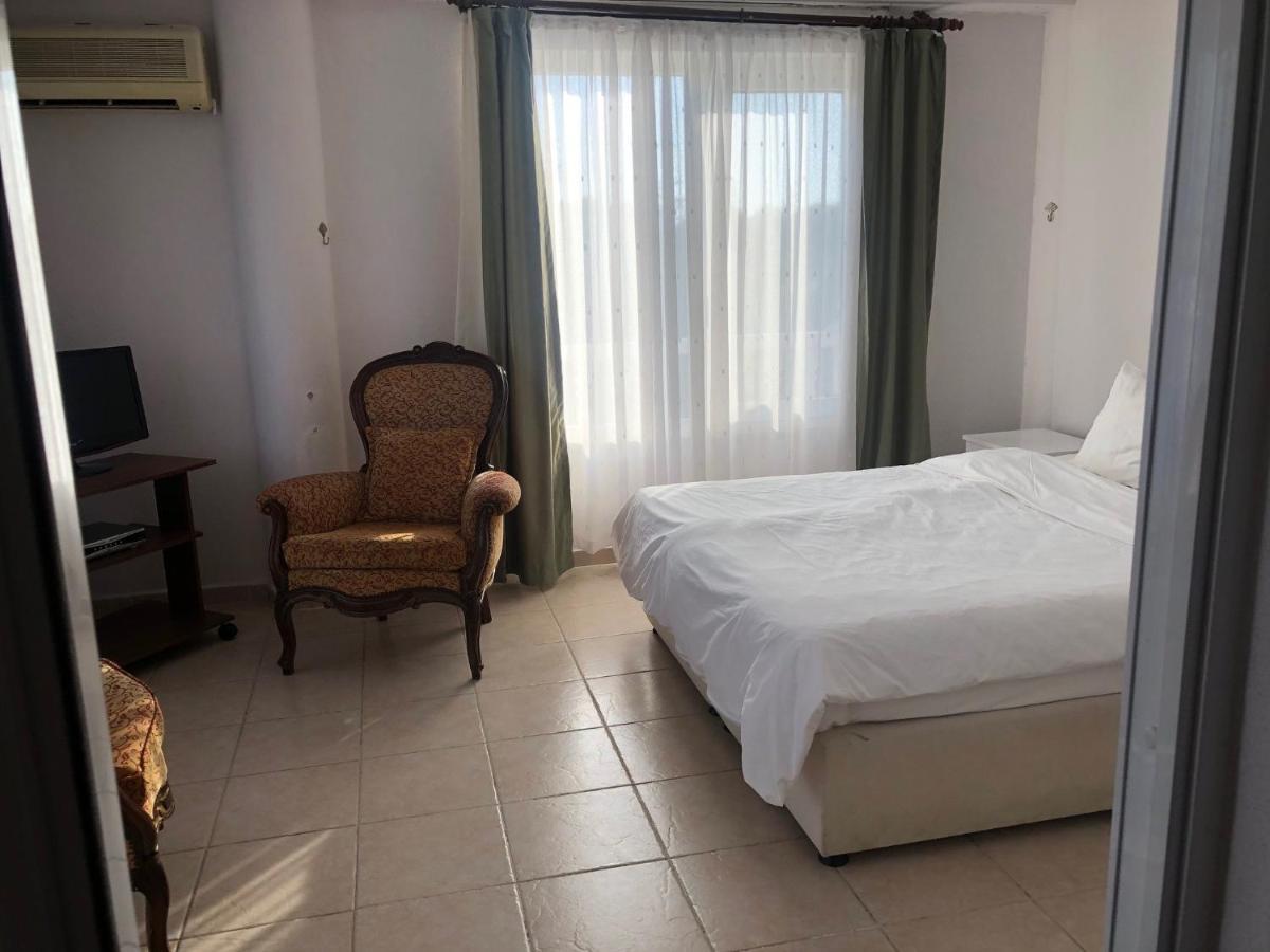 Cunda Asiyan Otel Айвалык Экстерьер фото